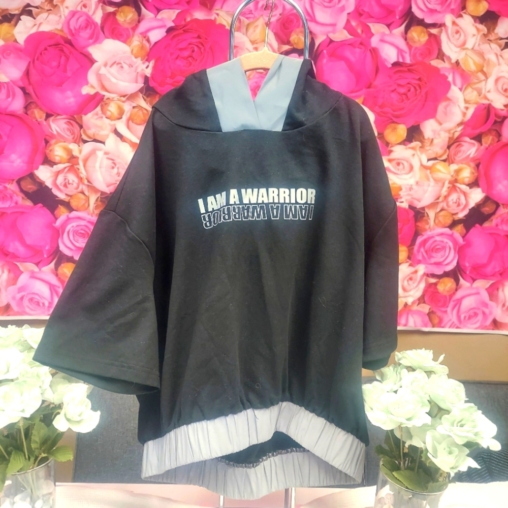 NY & Co. Gabrielle Union I Am A Warrior Size Medium NWT